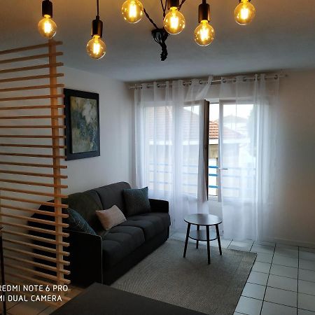 Talence, studio cosy 27 M2, Bordeaux 10 mn en tram Exterior foto